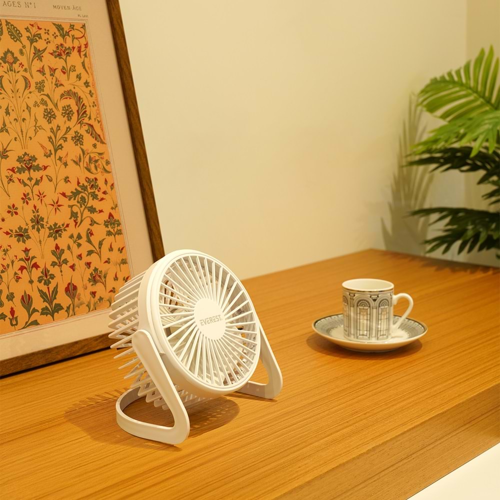 Everest Masaüstü Beyaz Usb Fan (145mmx141mmx105 mm)